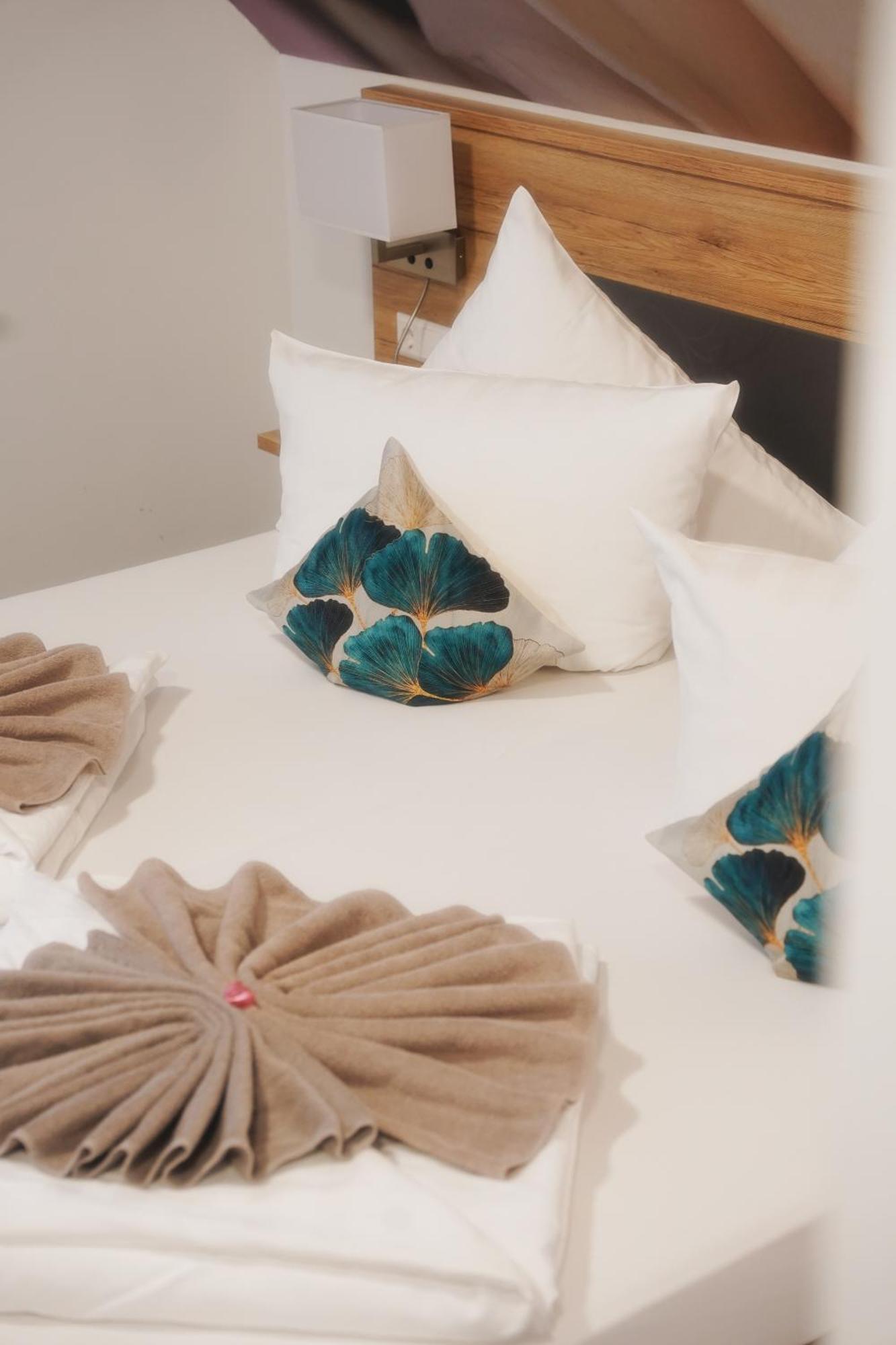 Outlet Hotel Metzingen  Ngoại thất bức ảnh
