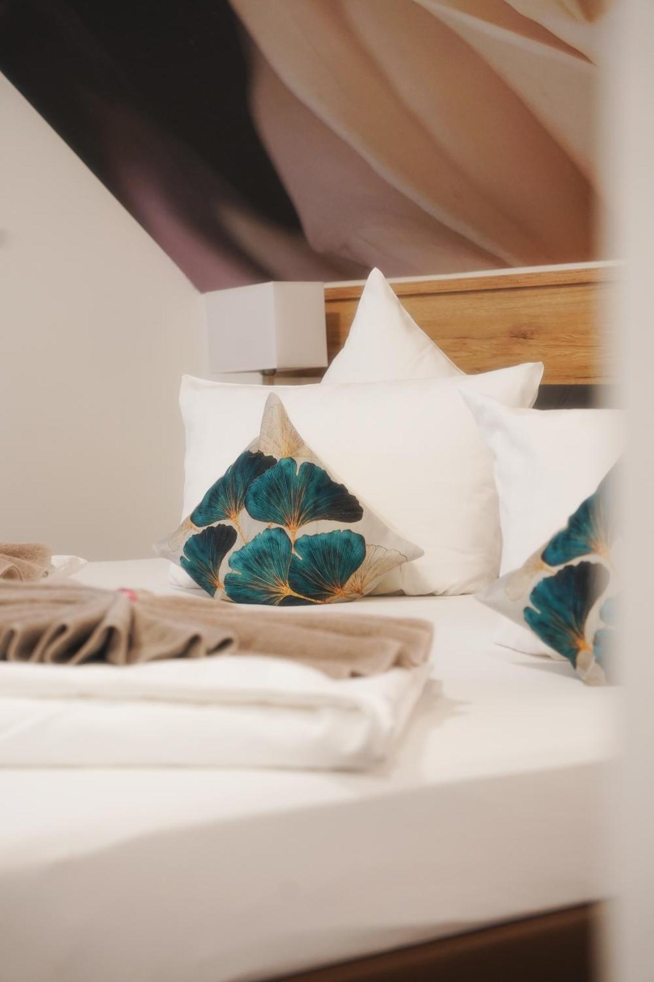 Outlet Hotel Metzingen  Ngoại thất bức ảnh