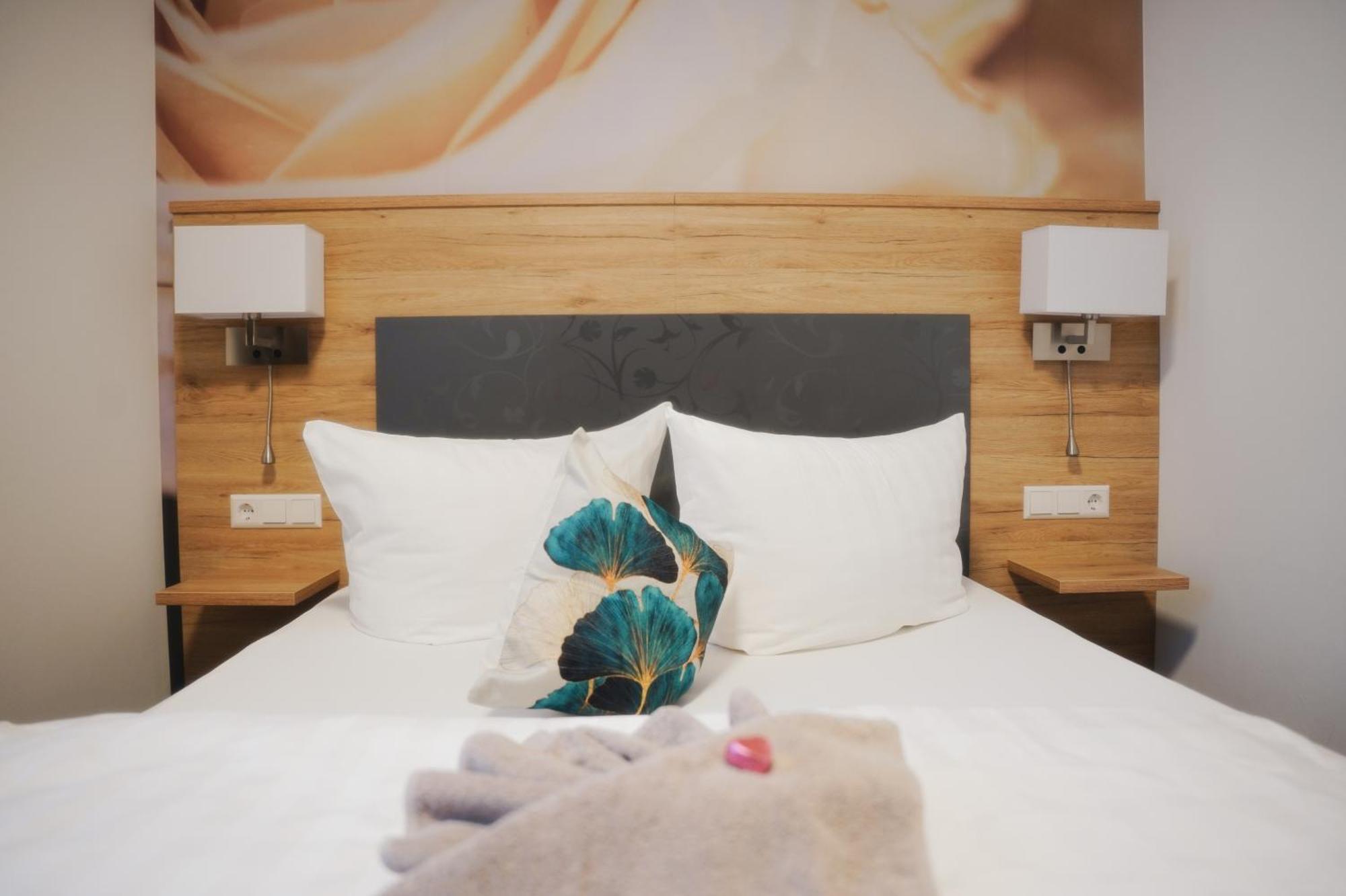 Outlet Hotel Metzingen  Ngoại thất bức ảnh